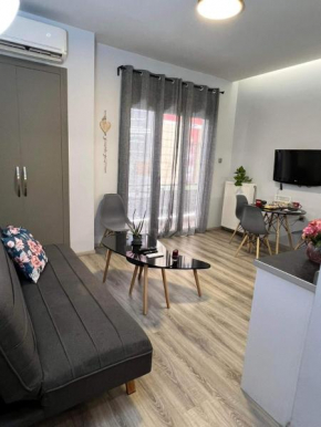 Sweet & modern flat at the center of Athens